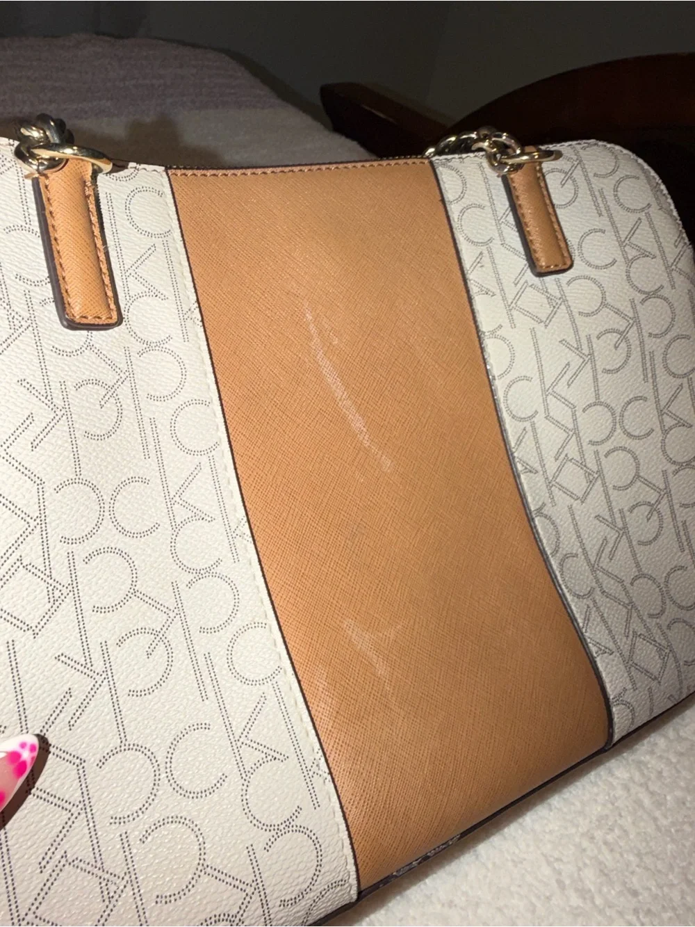 Calvin Klein Cream & Tan Logo Chain-Handle Shoulder Bag
